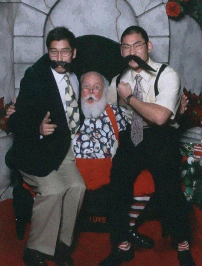 yearly ageless santa pictures 2 5c2090b282f85  700