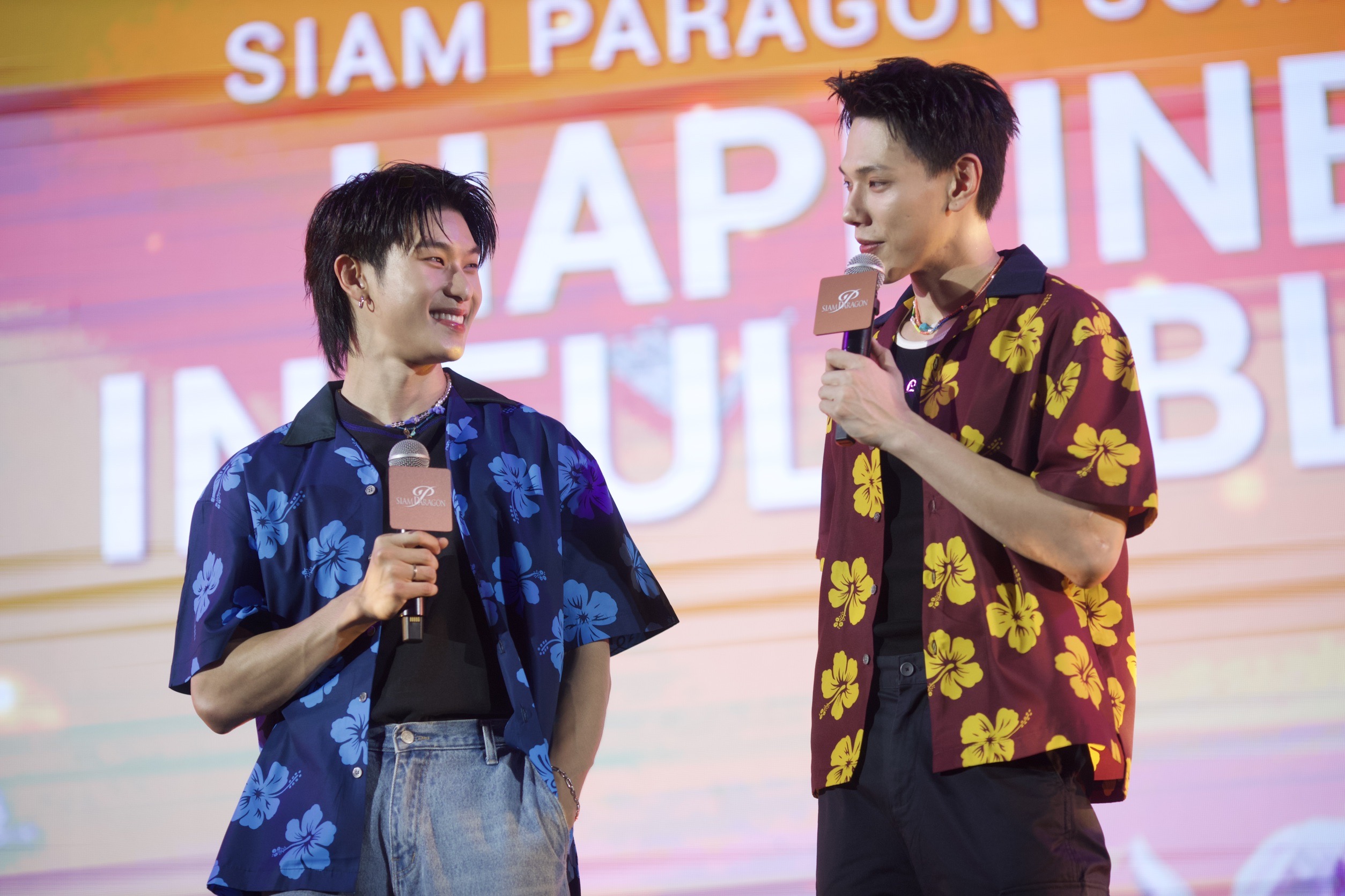 สยามพารากอน ดึง “ต้าห์อู๋-ออฟโรด” ร่วมต้อนรับเทศกาลมหาสงกรานต์อย่างยิ่งใหญ่ สาดความมันส์แบบจัดเต็มไม่ซ้ำใคร!! พร้อมชมโชว์ระดับโลก 6 ออฟโรด ร่วมต้อนรับเทศกาลมหาสงกรานต์อย่างยิ่งใหญ่ที่งานSiam Paragon Summersive Happiness in Full Bloom 7
