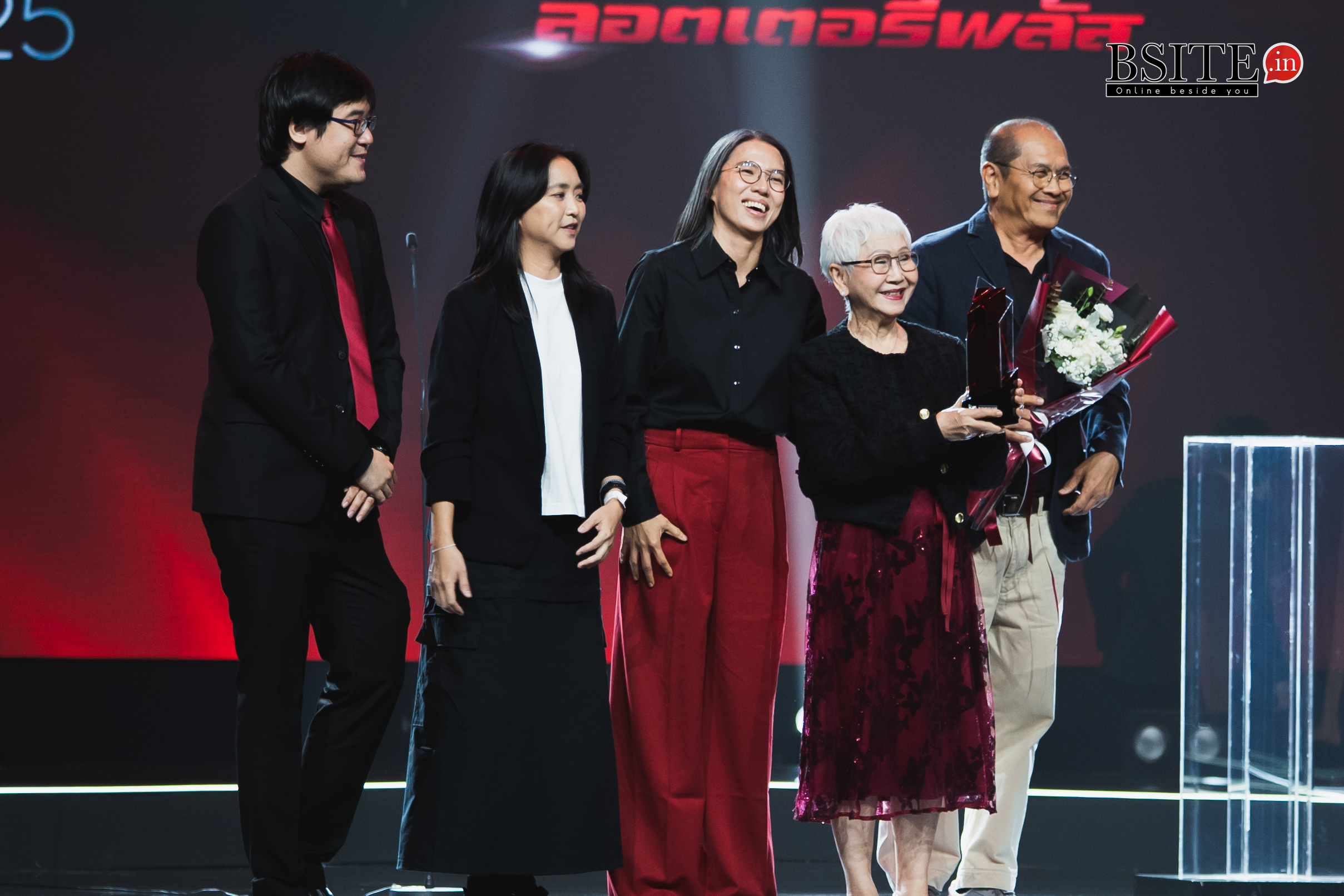 สรุปผลรางวัล " คมชัดลึก อวอร์ด ครั้งที่ 21 " โดยการประกาศผลรางวัลจัดขึ้น วันพุธ ที่ 14 พฤษภาคม 2568 ณ ทรูไอคอนฮอลล์ ไอคอนสยาม 13 DSC00218