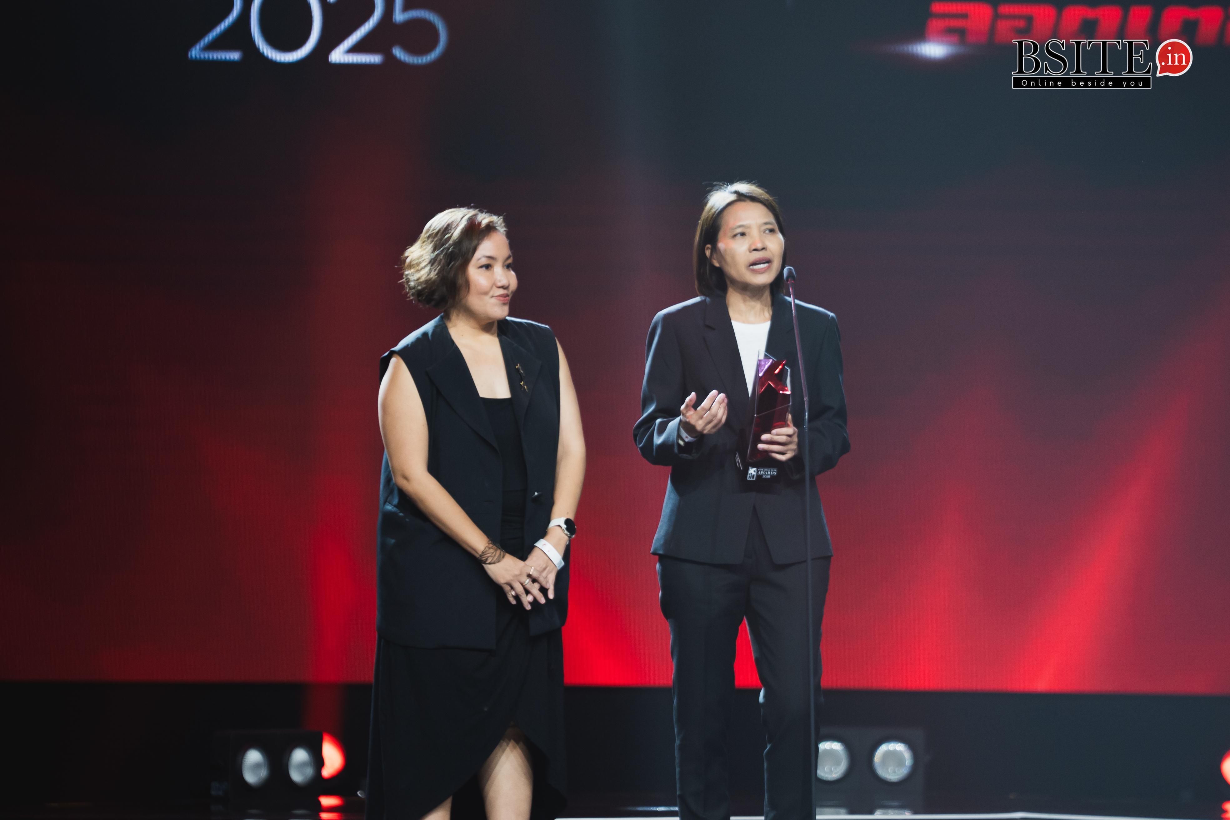 สรุปผลรางวัล " คมชัดลึก อวอร์ด ครั้งที่ 21 " โดยการประกาศผลรางวัลจัดขึ้น วันพุธ ที่ 14 พฤษภาคม 2568 ณ ทรูไอคอนฮอลล์ ไอคอนสยาม 14 DSC00232