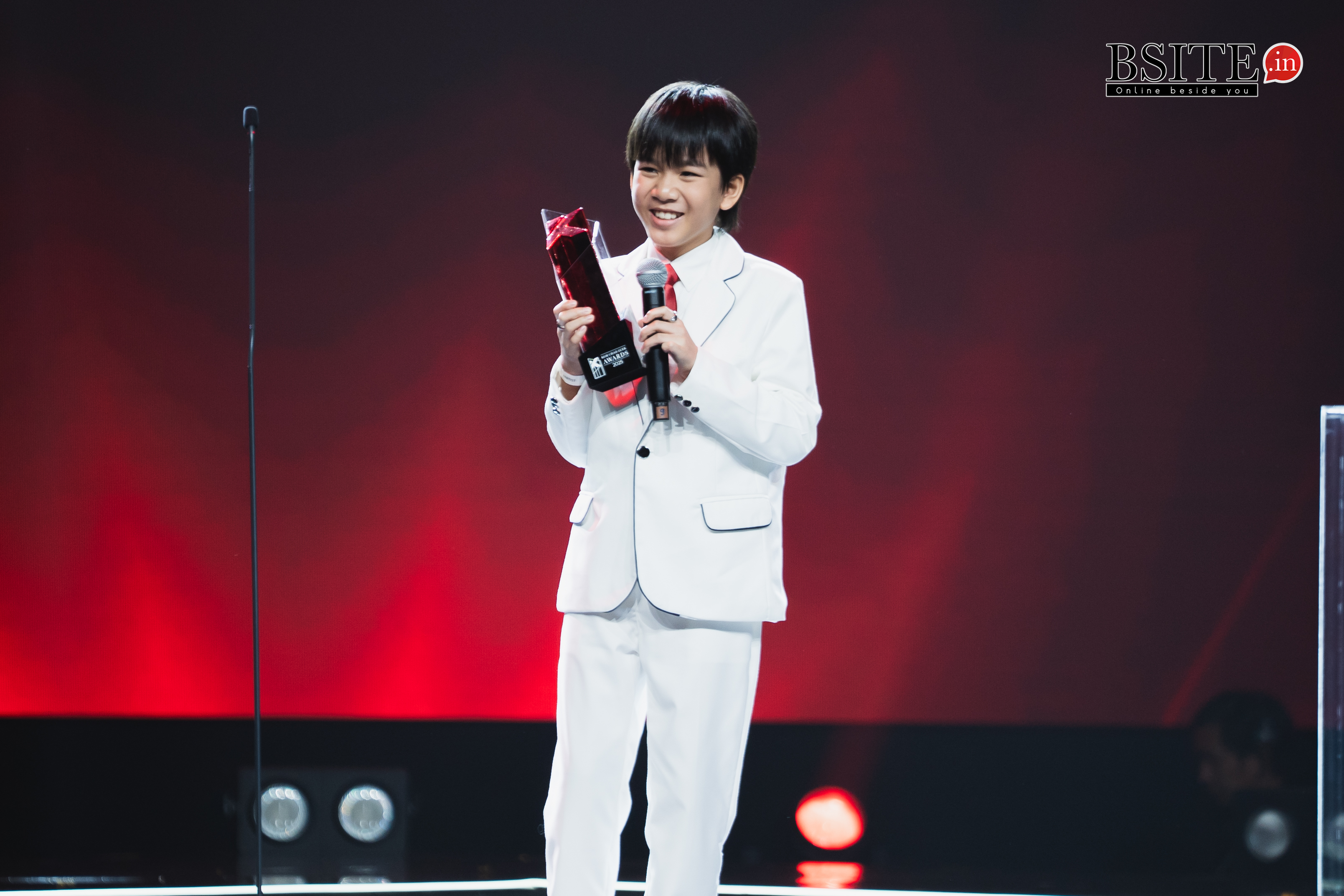 สรุปผลรางวัล " คมชัดลึก อวอร์ด ครั้งที่ 21 " โดยการประกาศผลรางวัลจัดขึ้น วันพุธ ที่ 14 พฤษภาคม 2568 ณ ทรูไอคอนฮอลล์ ไอคอนสยาม 20 DSC00306