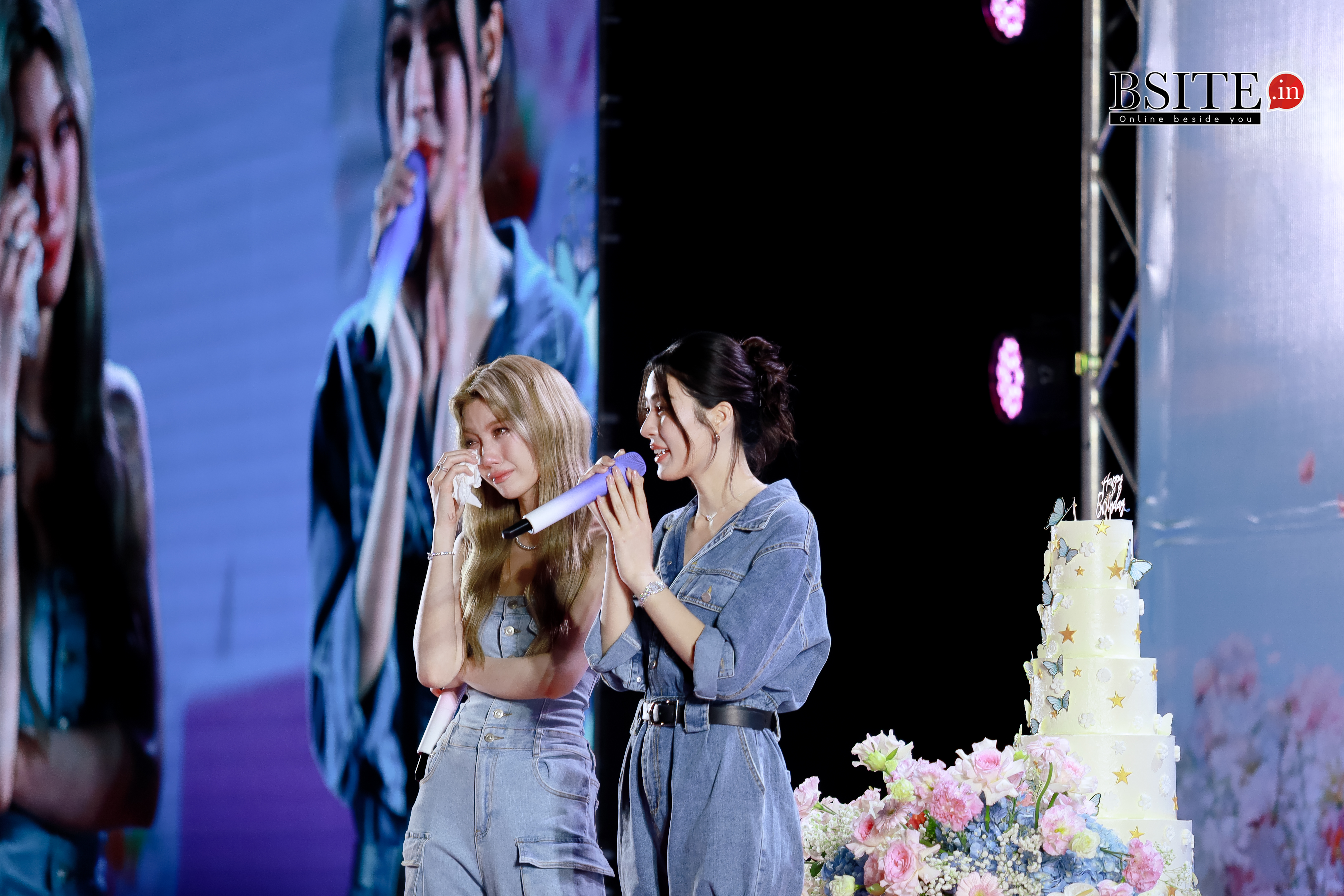 ฮอลล์แตก! “หลิง – ออม” ประกาศวันออกอากาศ “เพียงเธอ Only You” ในงาน “LINGORM BIRTHDAY CHARITY 2025” 13 IMG 2692