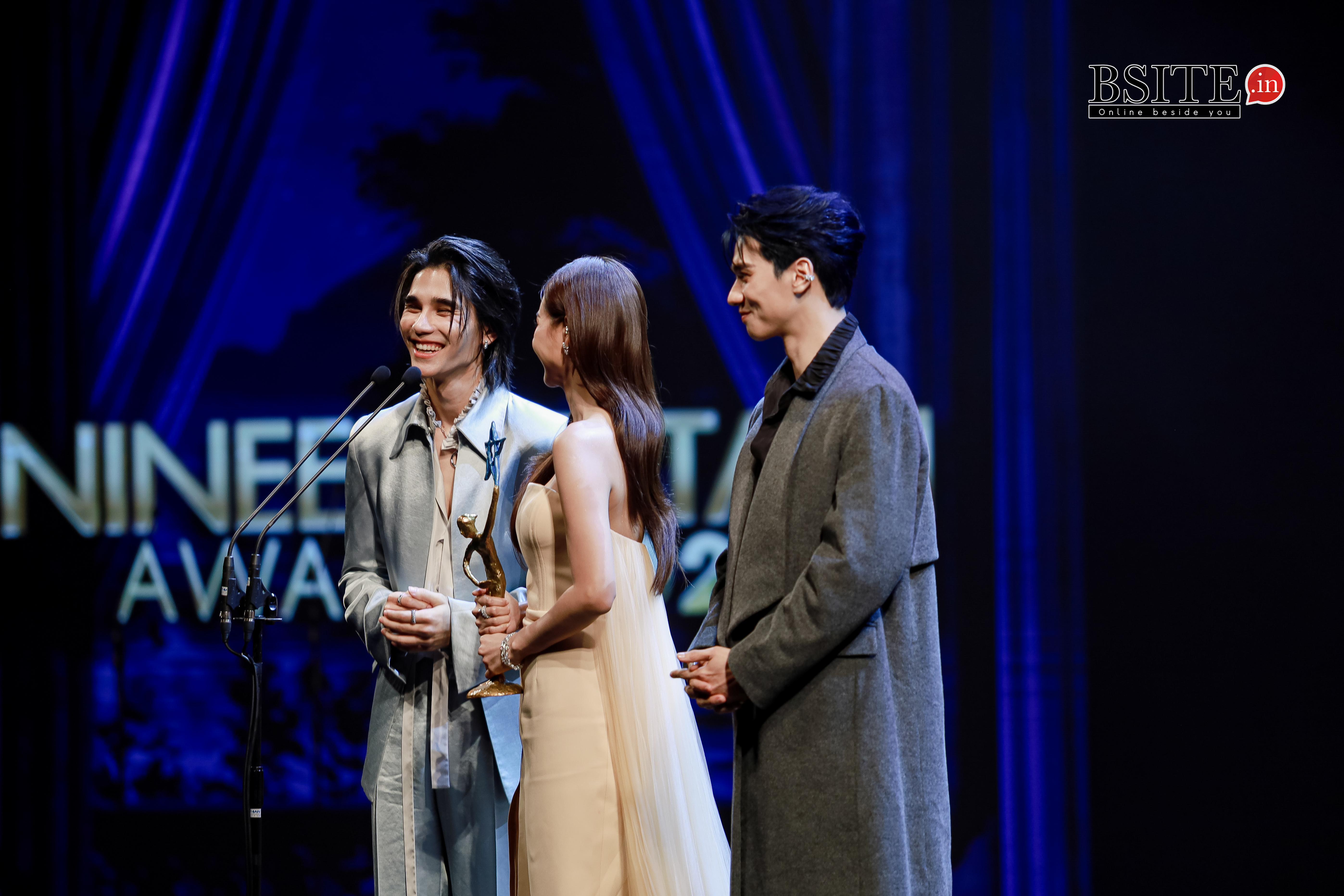 ศิลปิน นักแสดงชื่อดังตบเท้าร่วมงานสุดอบอุ่นขึ้นเทรนด์ทีเดียวสำหรับงานประกาศรางวัลหน้าม่านคุณภาพหลังม่านคุณธรรม “ไนน์เอ็นเตอร์เทนอวอร์ดประจำปี 2025” 22 IMG 3001