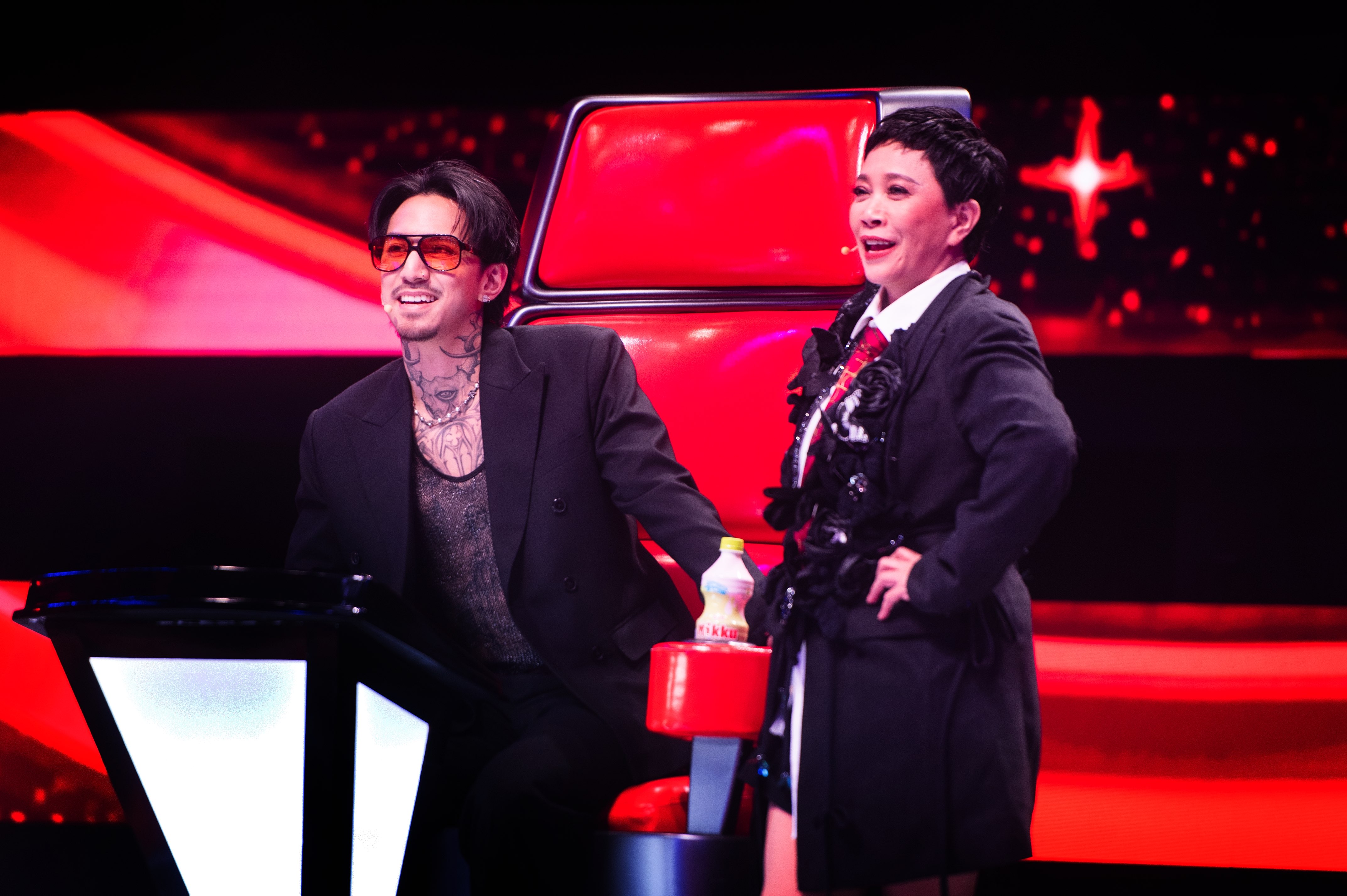 “โค้ชแอม-โค้ชเบน-โค้ชธามไท” ปิดดีล!!บทสรุปรอบ Blind Audition ในเวที “The Voice Pride 2025” 2 Blind Audition ในเวที The Voice Pride 2025 007 0