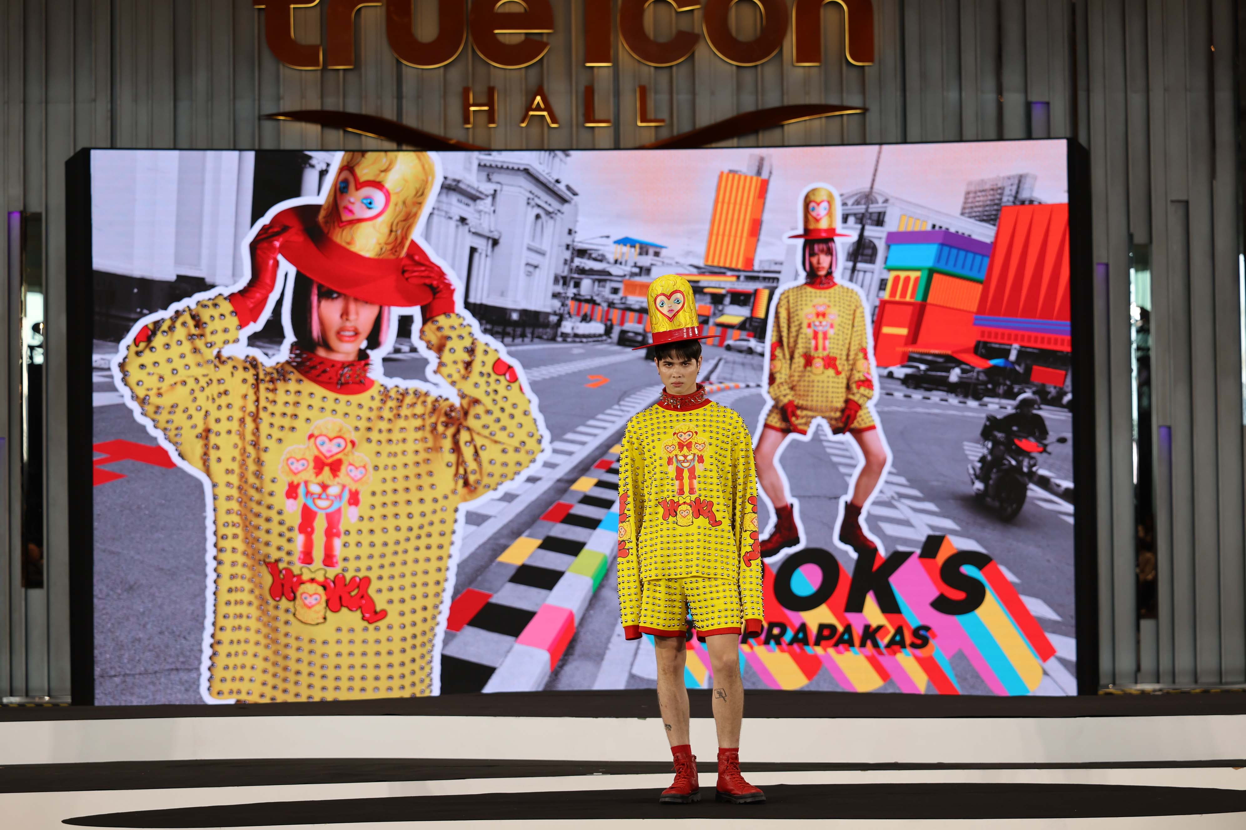 34. Hooks by Prapakas